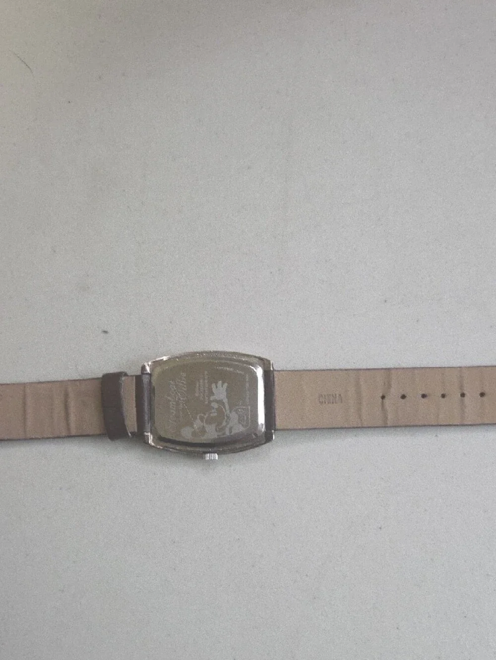 Disney Brown Leather Strap Mickey Mouse Wristwatch - Picture 3 of 3